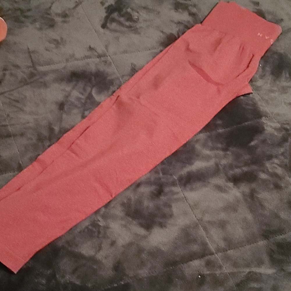 NVGTN leggings